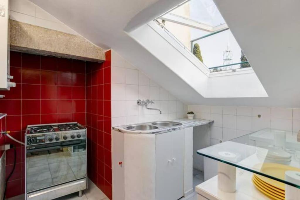 Balcony Apartment In Lisbon Center Exterior foto